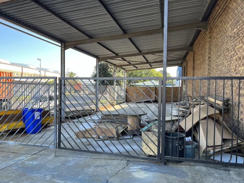 To Let Commercial Property for Rent in Montague Gardens Western Cape